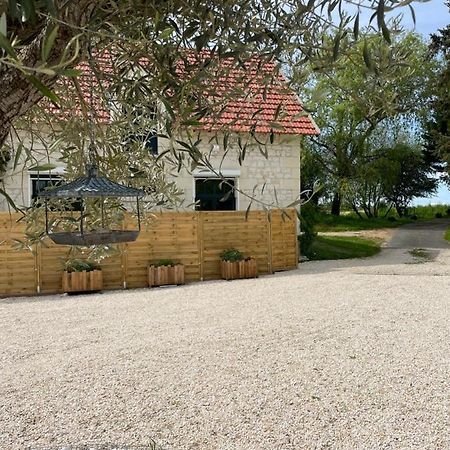Le Relais, La Dormance, Le Bois Dormant Hotell Châteauvieux Eksteriør bilde