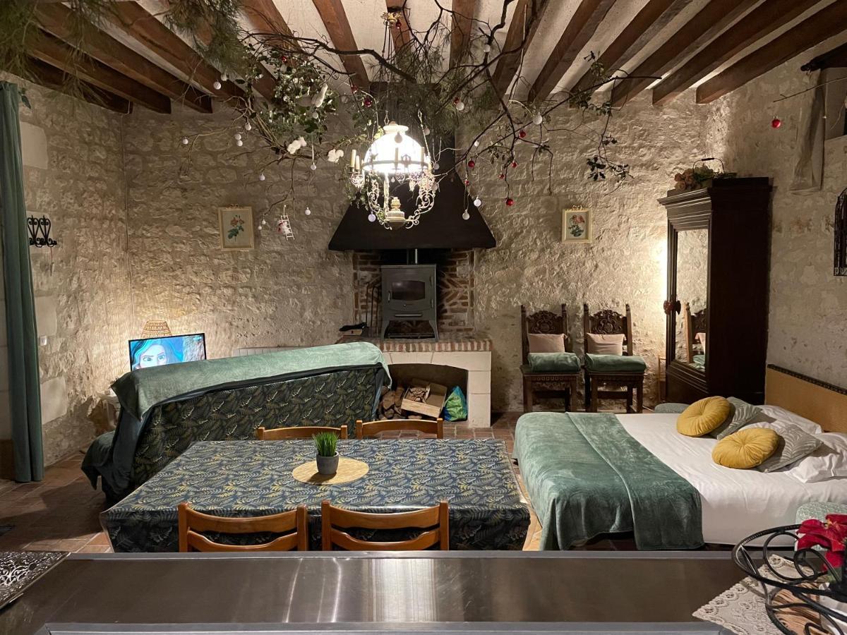 Le Relais, La Dormance, Le Bois Dormant Hotell Châteauvieux Eksteriør bilde