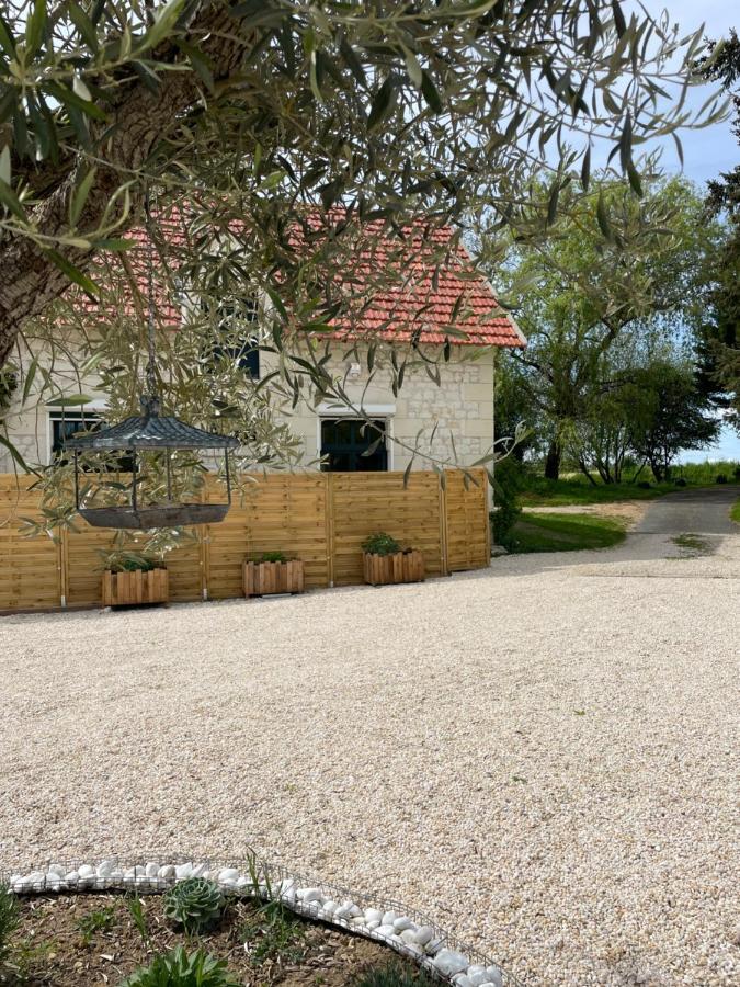 Le Relais, La Dormance, Le Bois Dormant Hotell Châteauvieux Eksteriør bilde