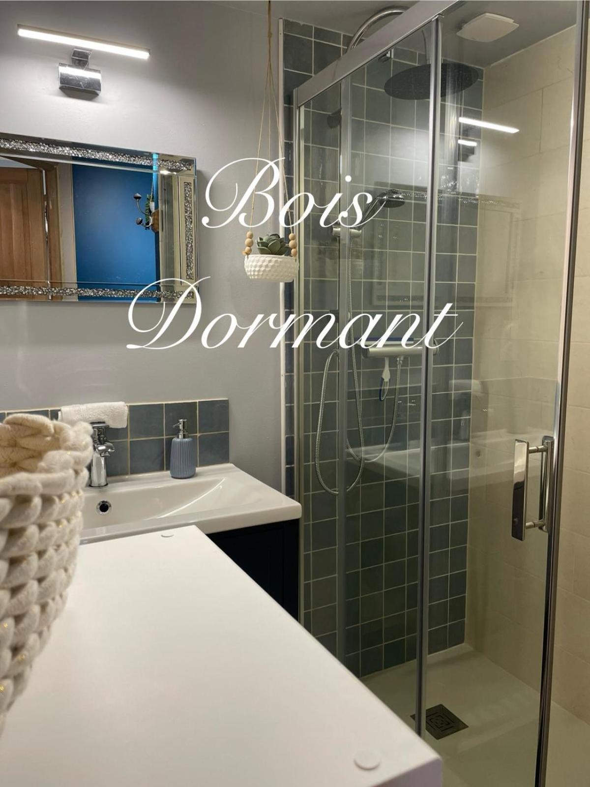 Le Relais, La Dormance, Le Bois Dormant Hotell Châteauvieux Eksteriør bilde